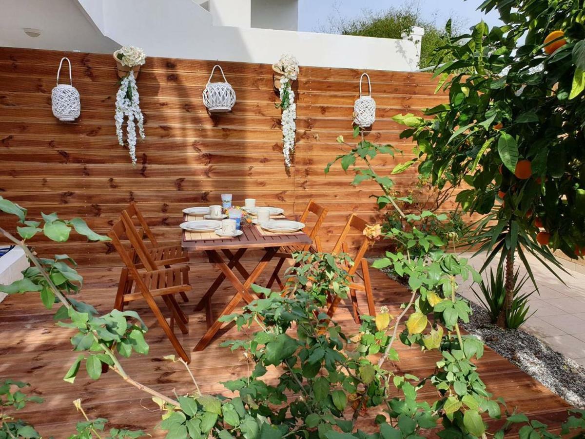 Sea Breeze Villa Haraki Bagian luar foto