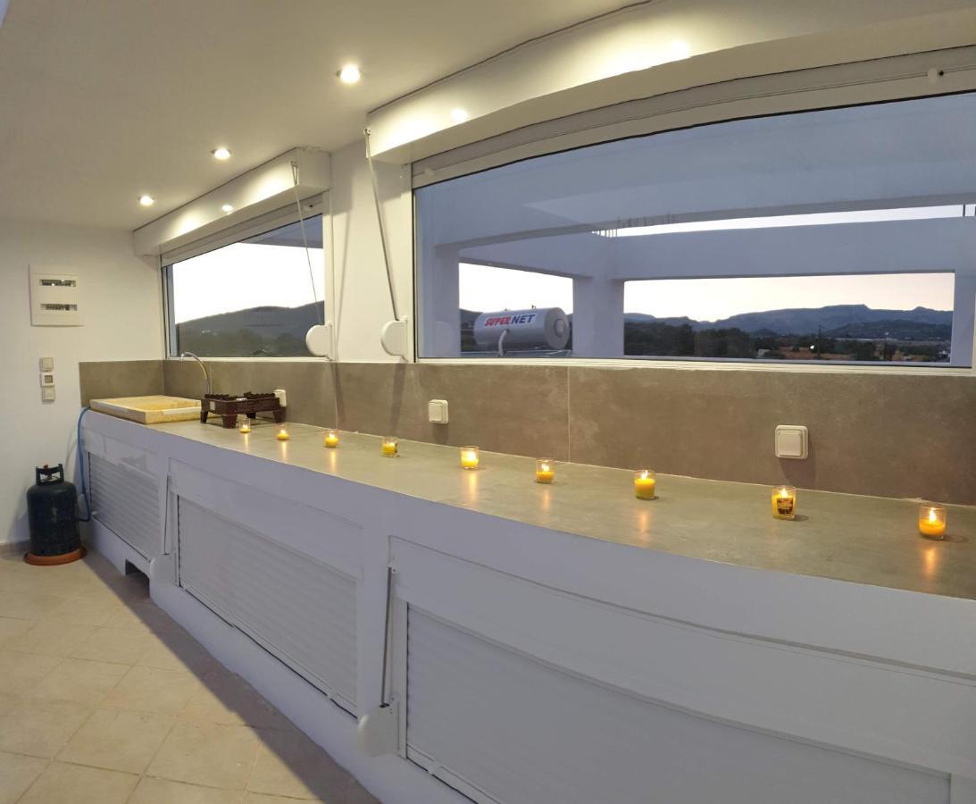 Sea Breeze Villa Haraki Bagian luar foto
